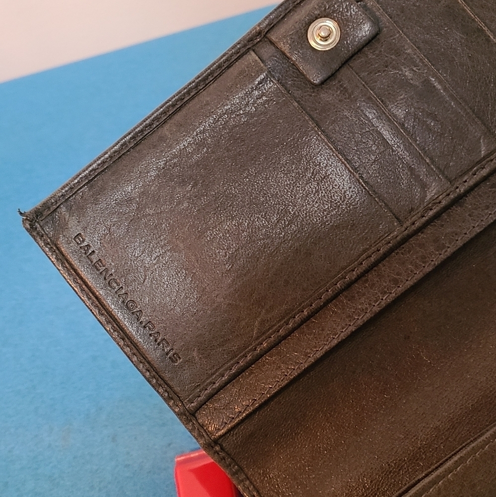 Balenciaga Lambskin Wallet - Picture 9 of 15